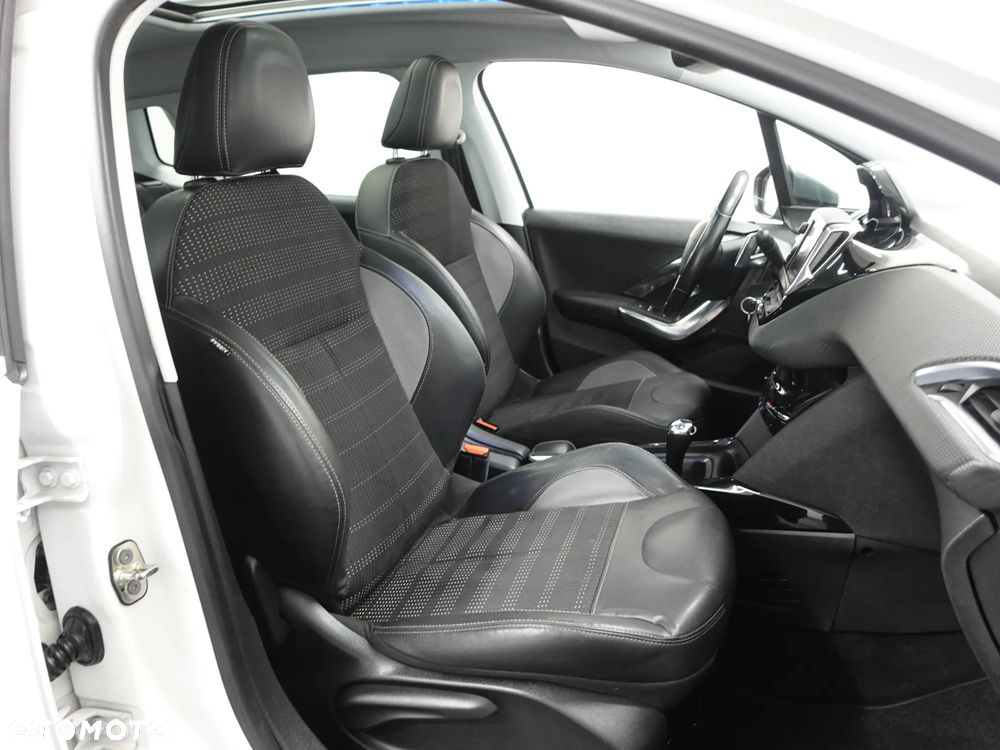 Peugeot 2008 e-HDi FAP 92 ETG6 STOP & START Allure - 27
