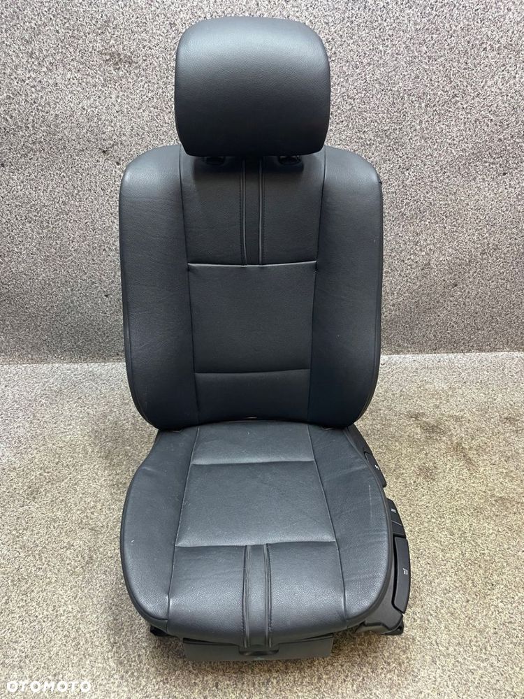 Fotel lewy przod przedni kierowcy skorzany skora czarna BMW X3 E83 ORG BDB - 1