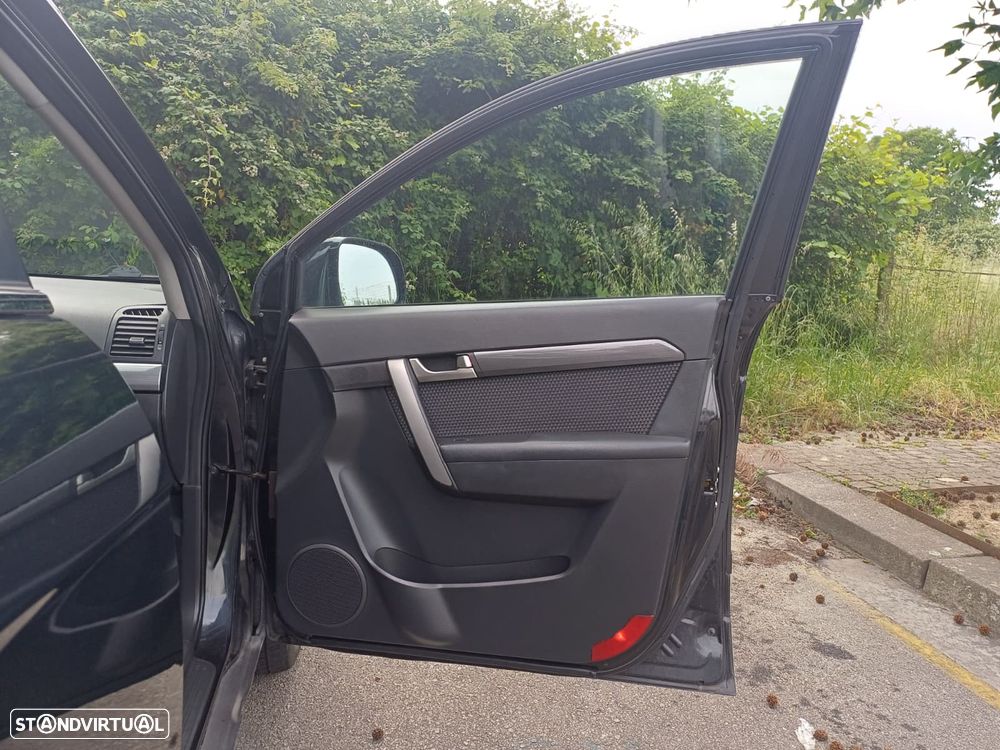 Chevrolet Captiva 2.0 VCDi Seven 7L - 35