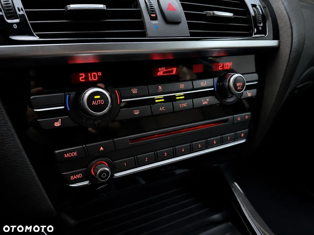 BMW X3 xDrive28i Sport-Aut xLine - 14