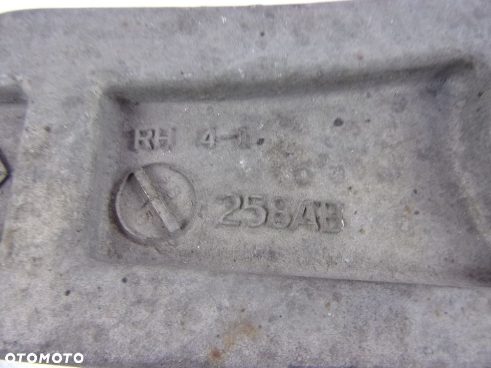 JEEP CHEROKEE KL WAHACZ PRAWY PRZÓD - 7
