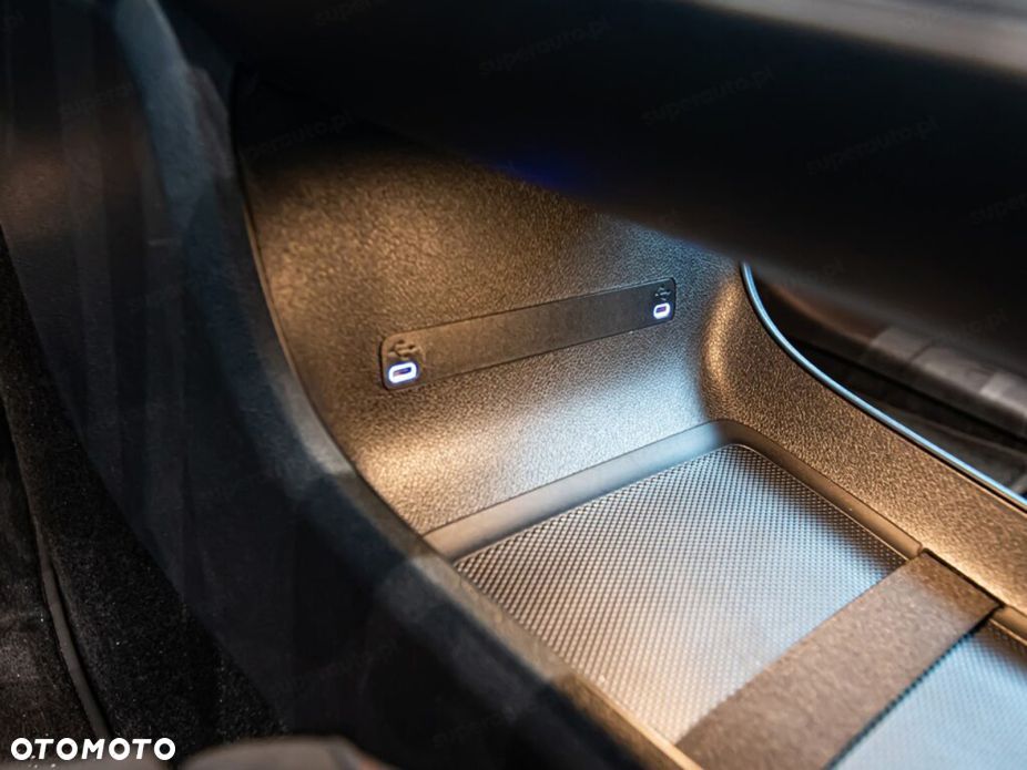 Mercedes-Benz CLA 200 mHEV 4-Matic 8G-DCT - 13