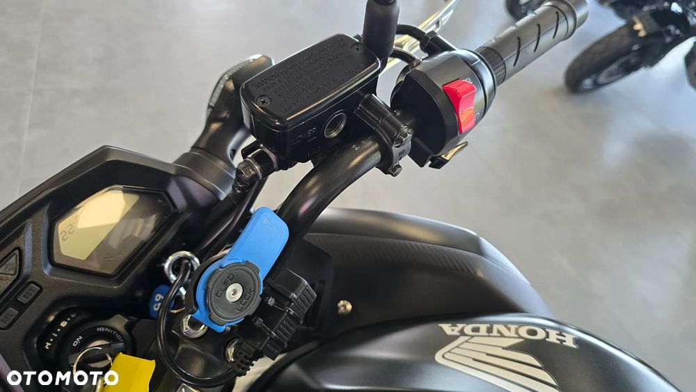 Honda CB - 15