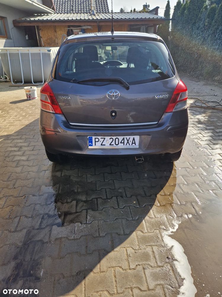 Toyota Yaris 1.33 2010 - 2