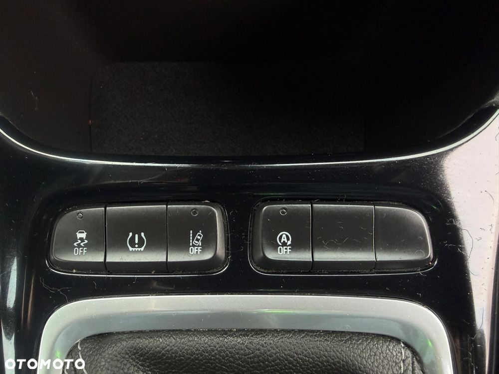 Opel Crossland X - 23