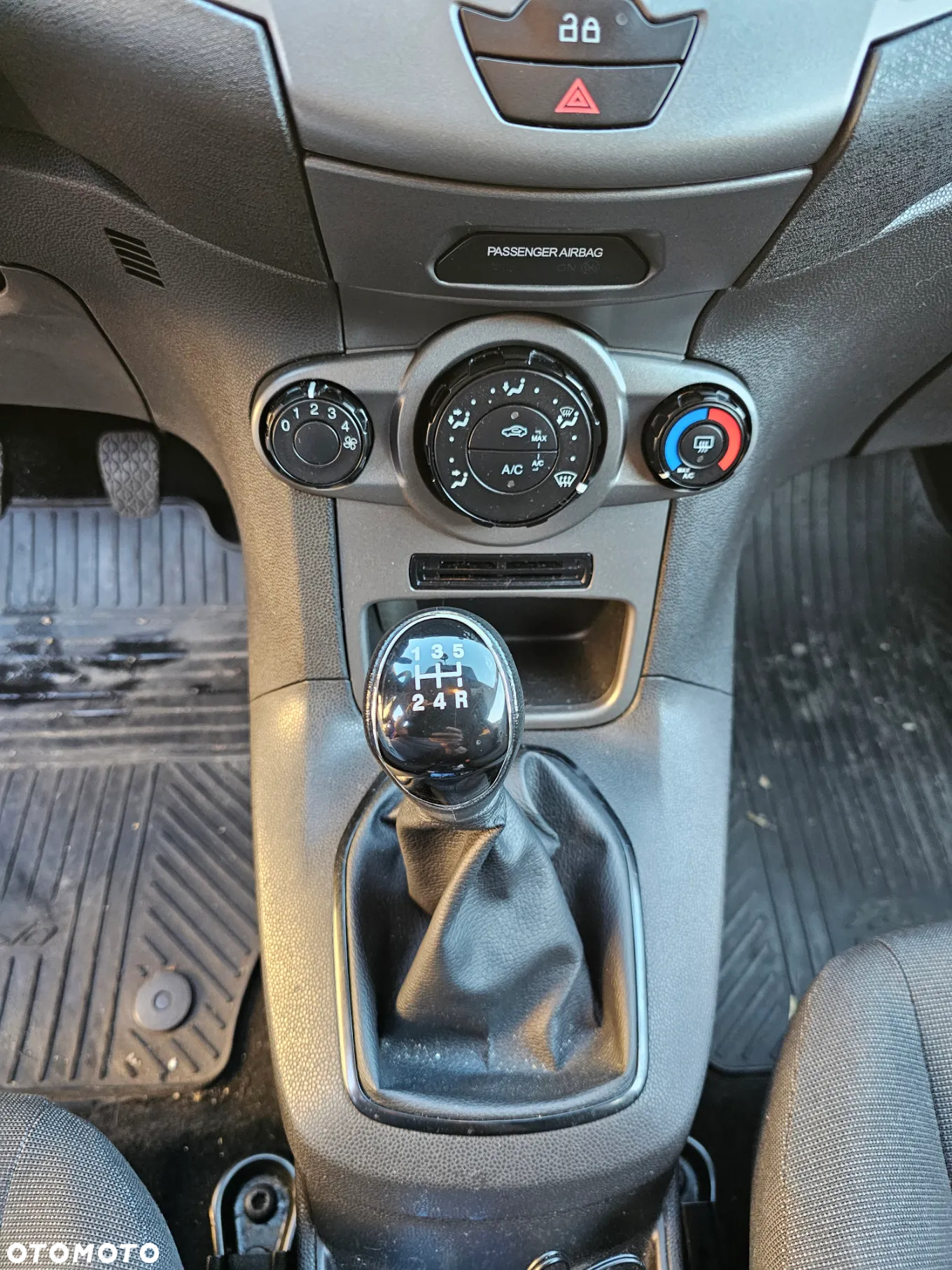 Ford Fiesta 1.25 Ambiente - 6