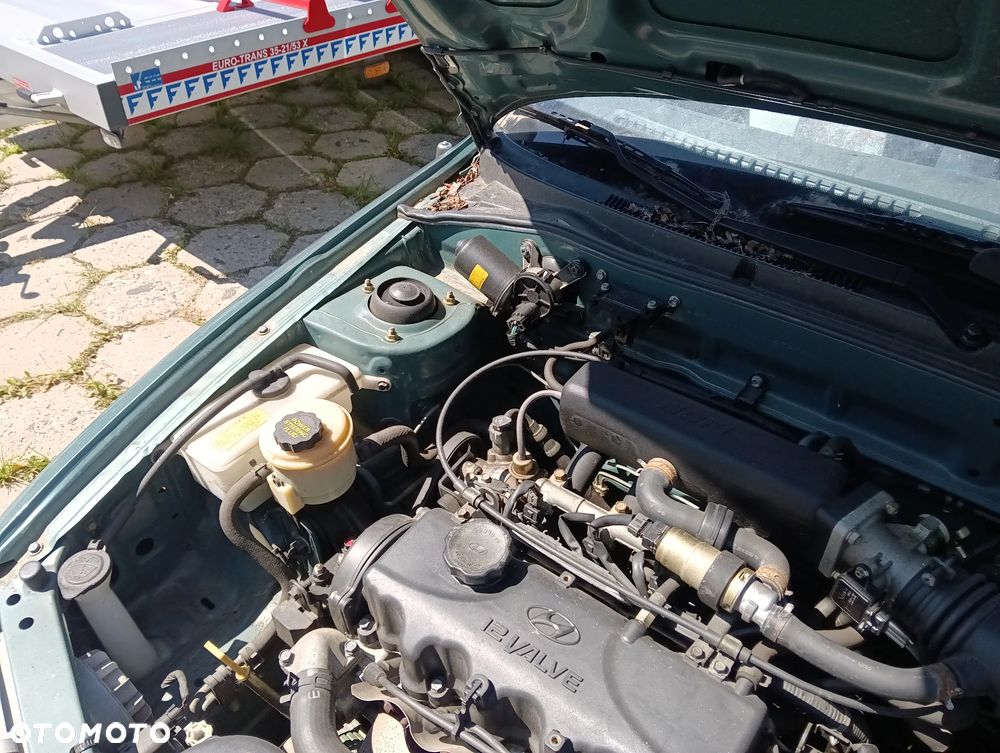 Hyundai Accent - 7