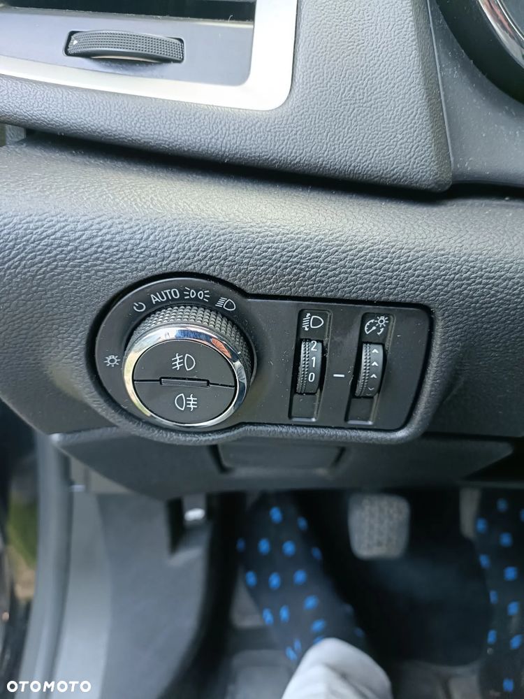 Opel Astra 1.3 CDTI Cosmo - 8