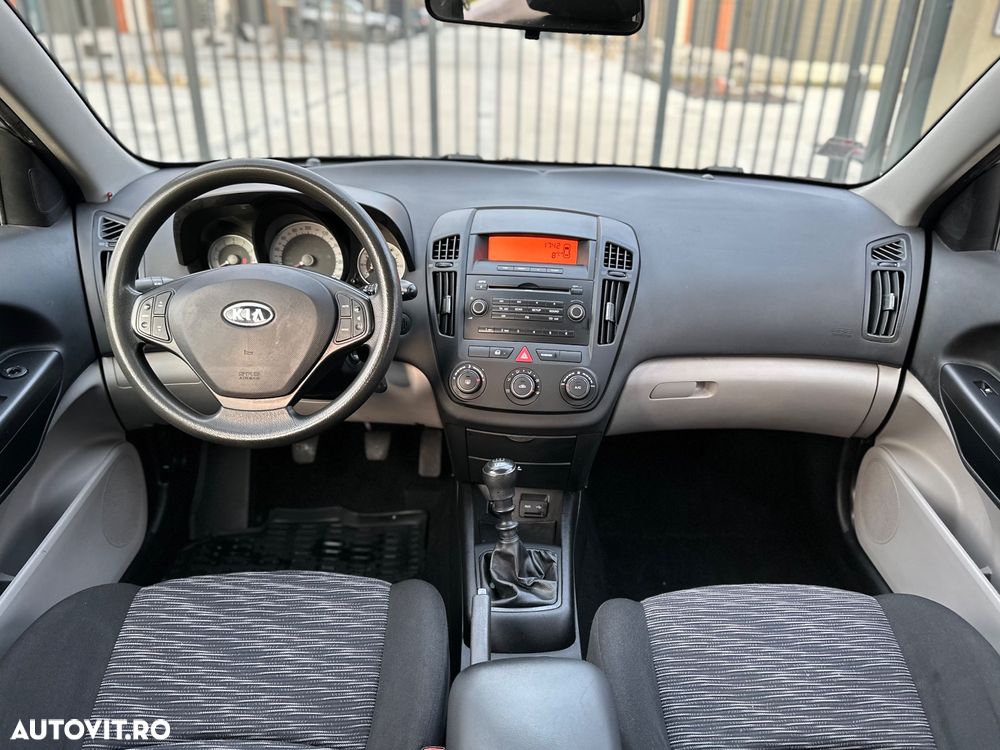 Kia Ceed 1.4 GSL BEST - 6