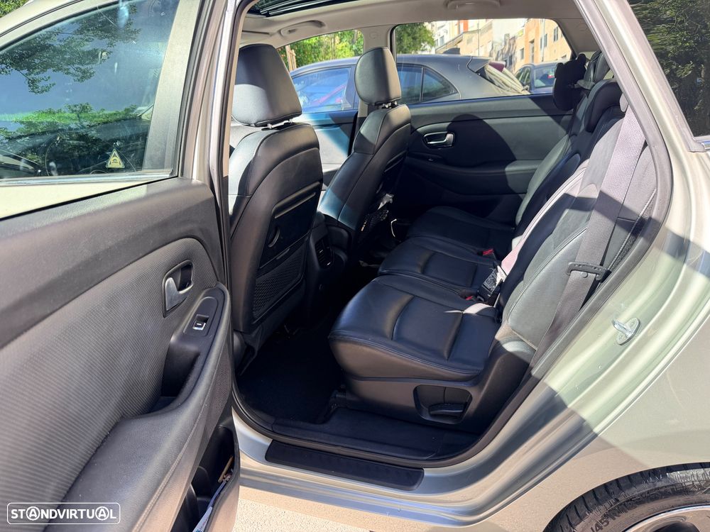 Kia Carens 1.7 CRDi ISG TX Aut. - 13