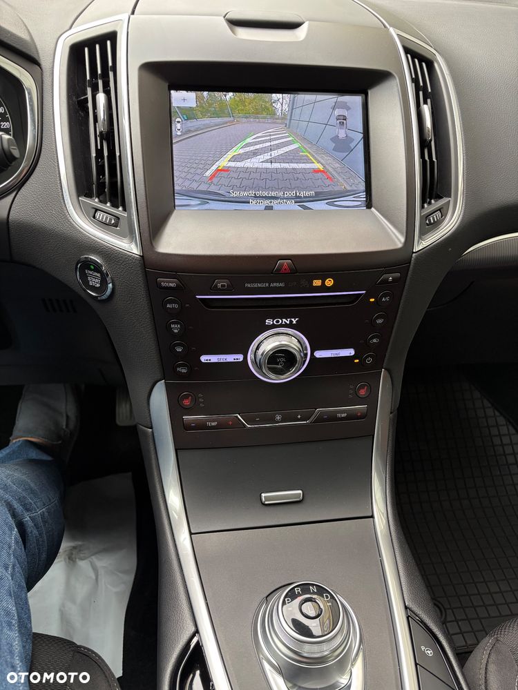 Ford S-Max - 16