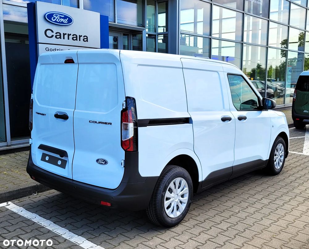 Ford Transit Courier - 6