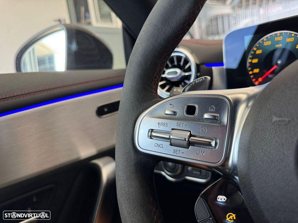 Mercedes-Benz CLA 45 AMG S Shooting Brake 4Matic+ - 16