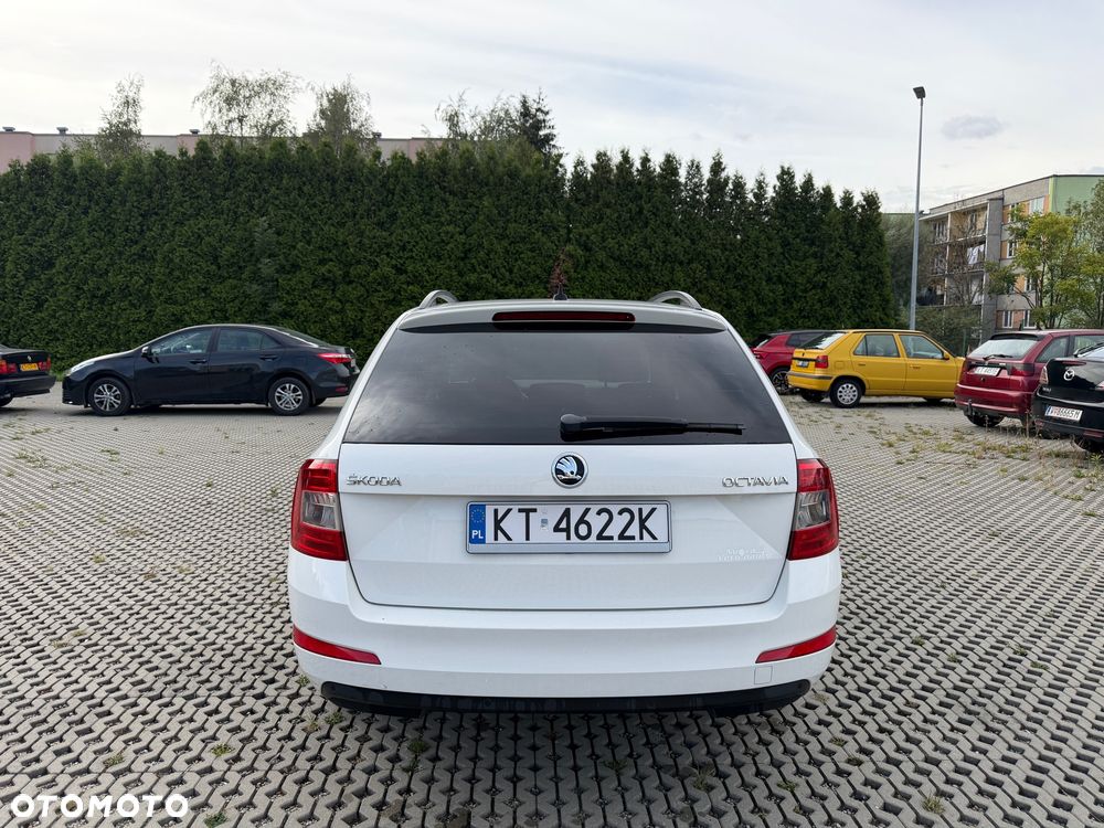 Skoda Octavia 1.6 TDI Ambition - 6