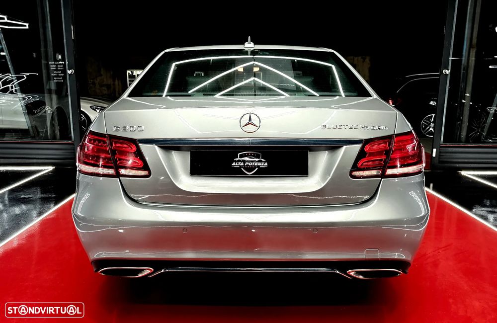 Mercedes-Benz E 300 BLUETEC Hybrid Avantgarde 107g - 9