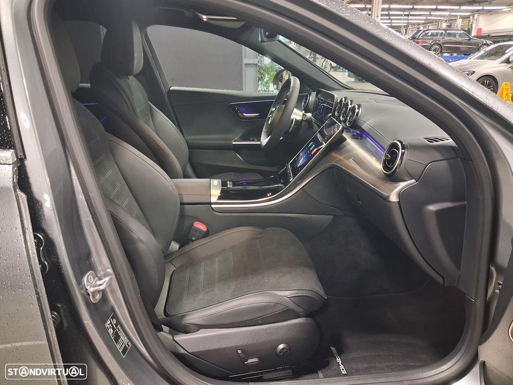 Mercedes-Benz C 300 de AMG Line - 13