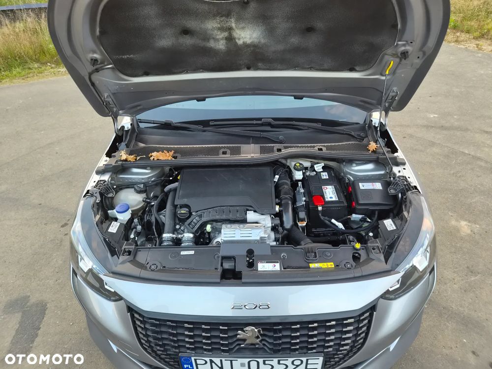 Peugeot 208 - 12