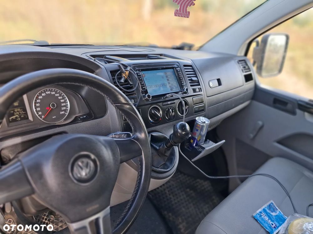 Volkswagen Transporter - 8