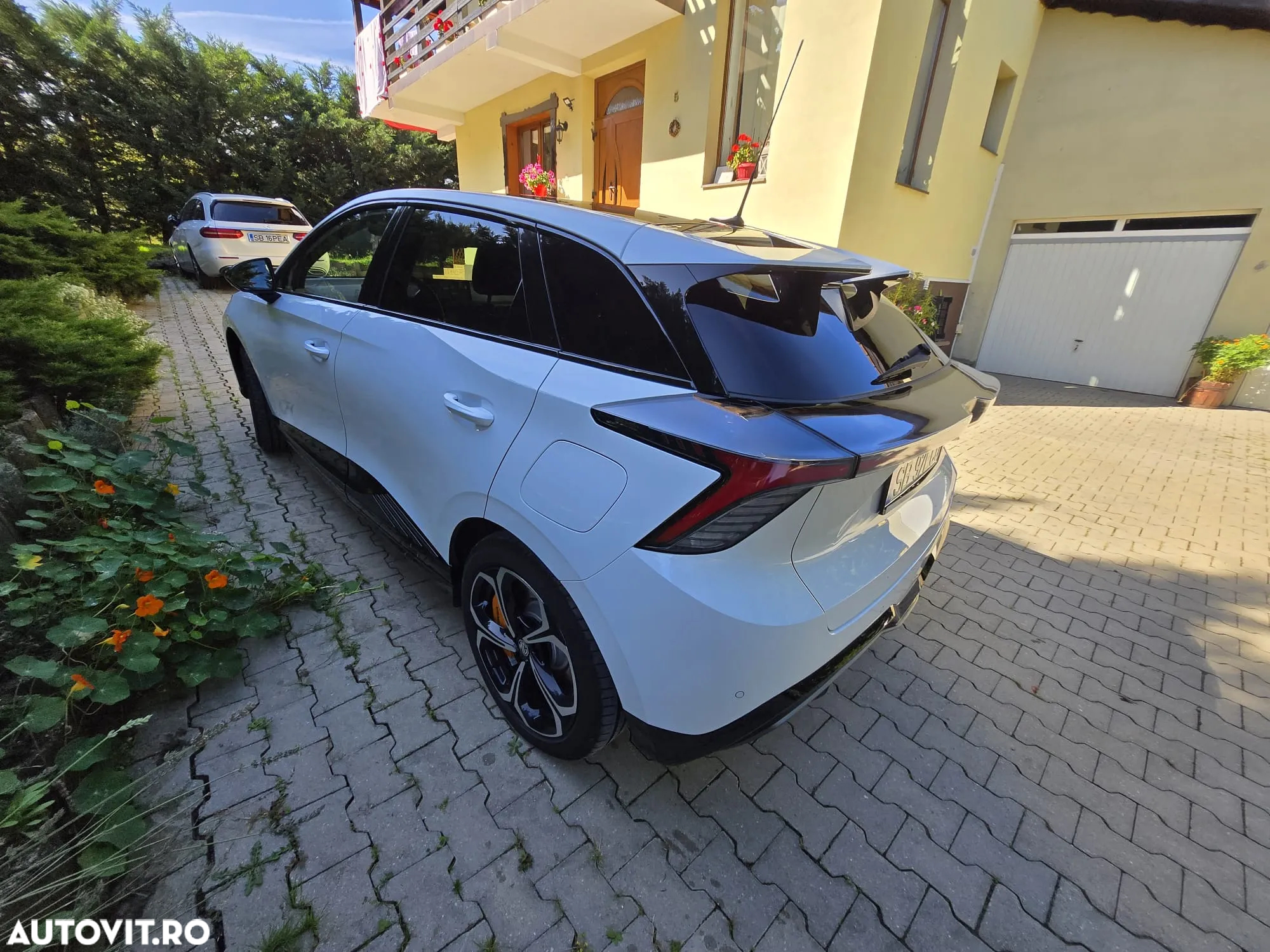 MG MG4 EV 64 kWh XPower - 5