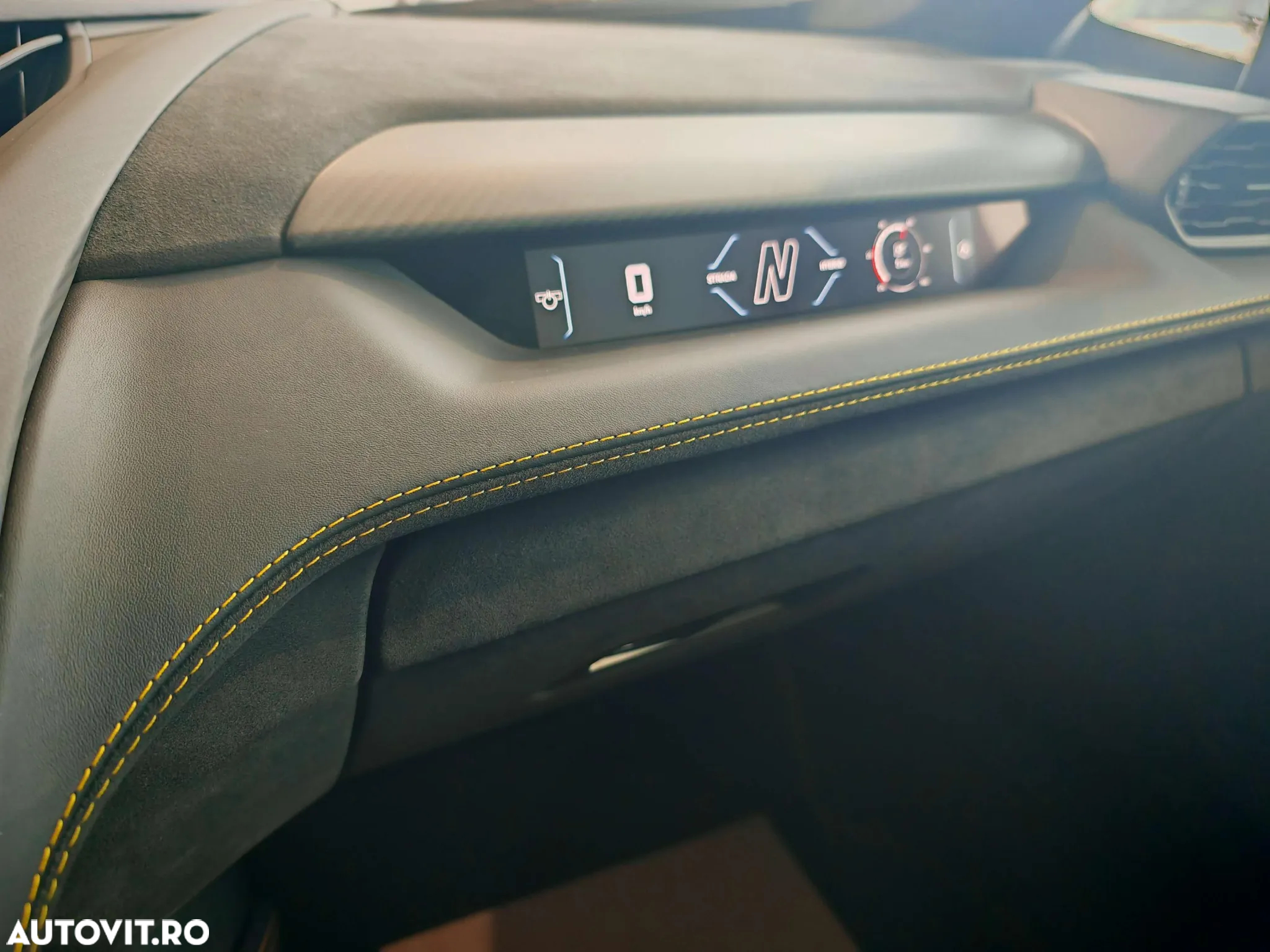 Lamborghini Revuelto - 38