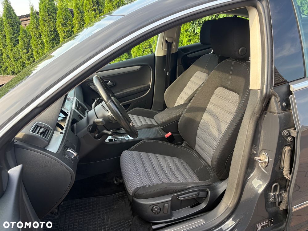 Volkswagen Passat CC - 8