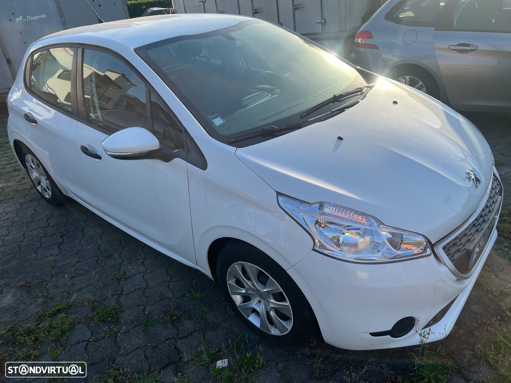 Peugeot 208 1.4 HDi - 2