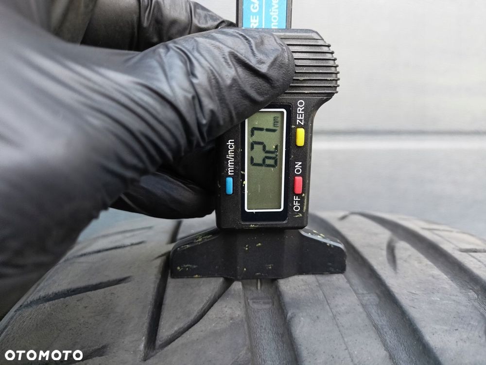 235/40R19 Bridgestone Potenza S001 XL para opon lato 6,2mm - 3