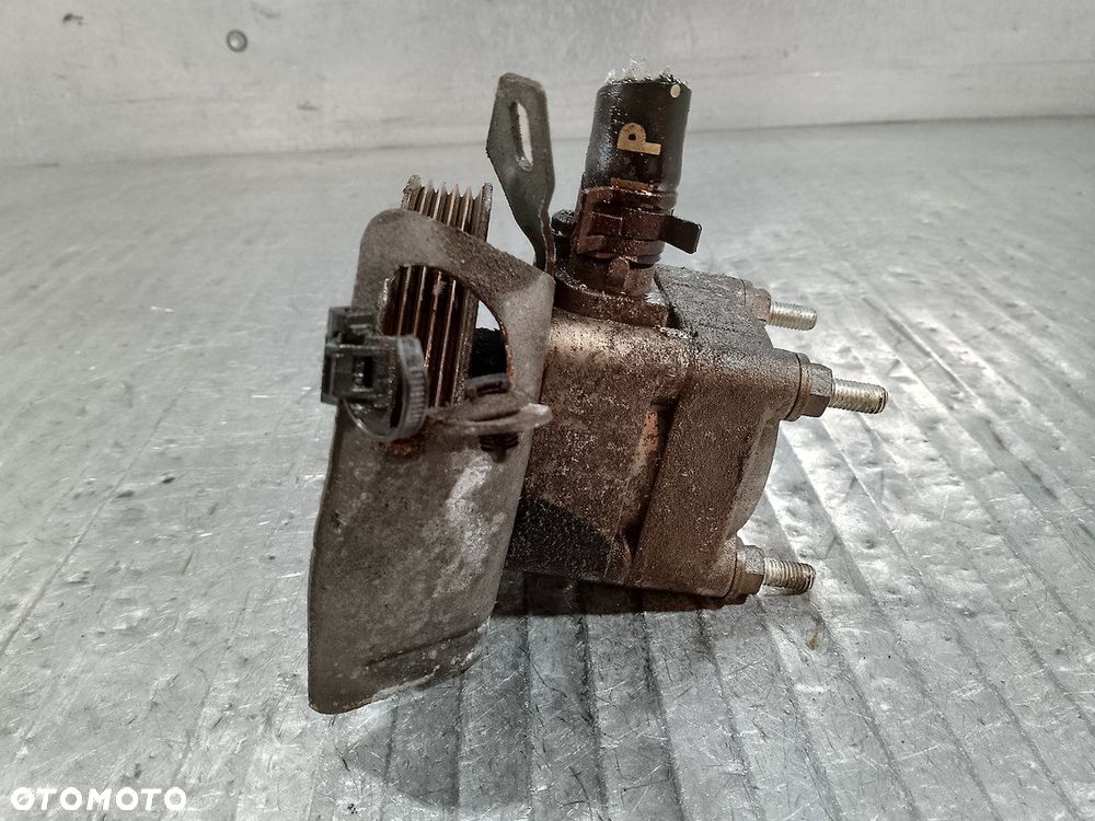 POMPA WSPOMAGANIA VOLVO S80 II ( 07-13 ) 8G91-3A696-NA 2.4 D - 4