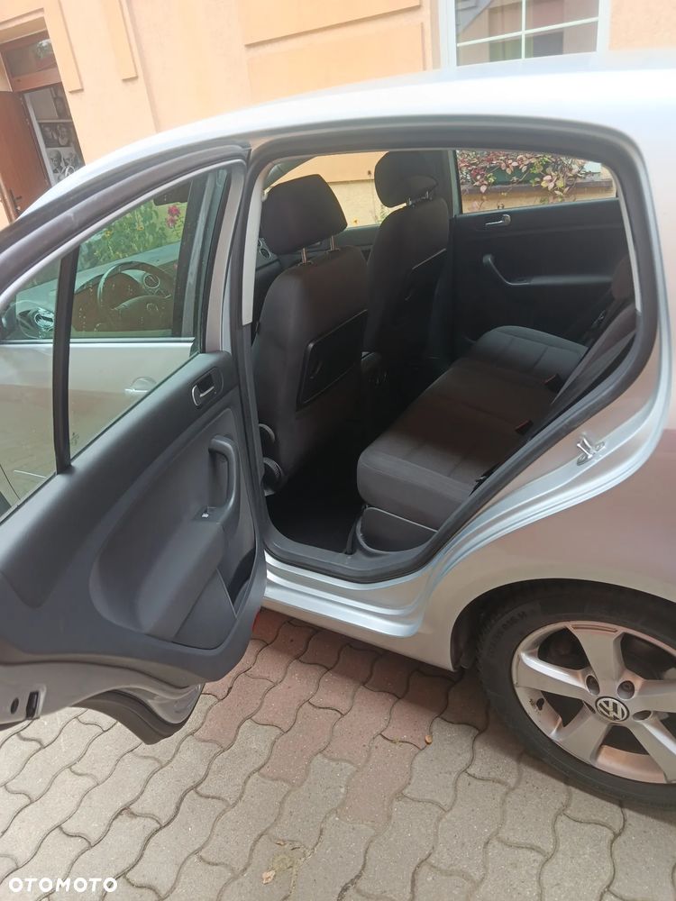 Volkswagen Golf Plus 2.0 FSI Comfortline - 14