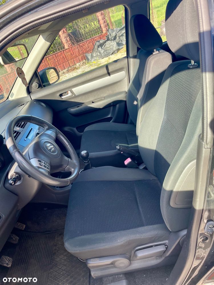 Suzuki Swift 1.3 DDiS GLX / Comfort - 16