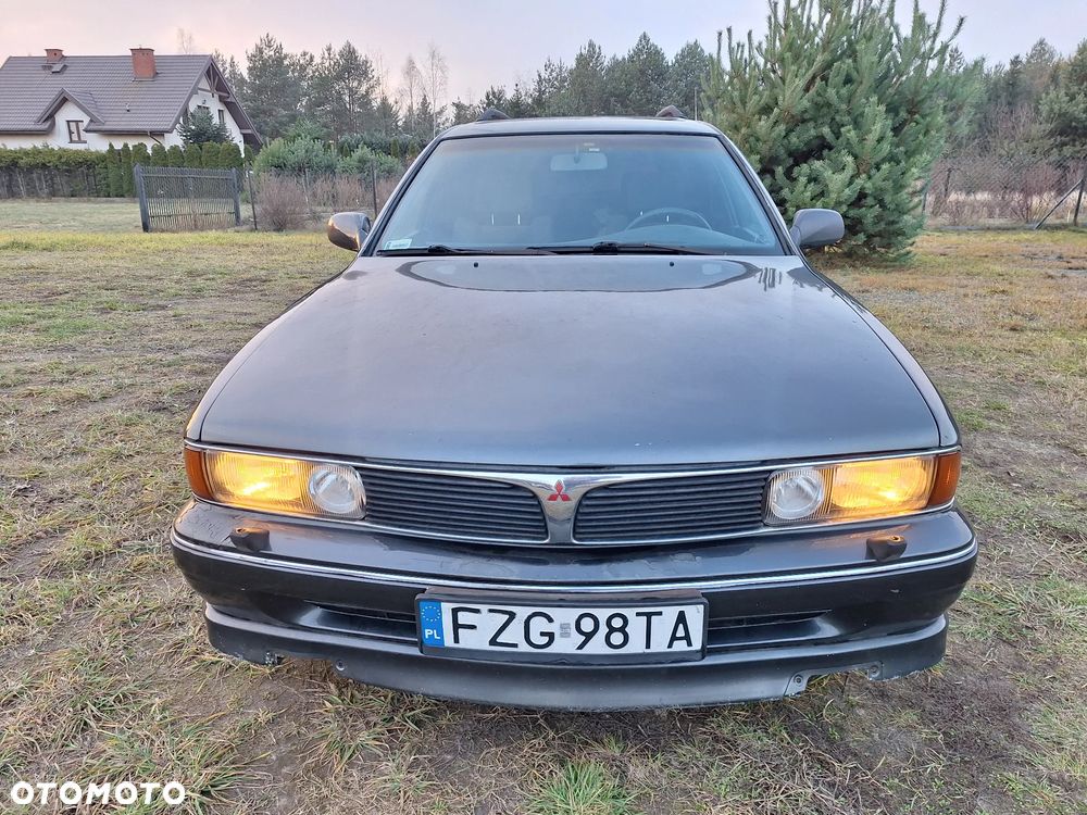 Mitsubishi Sigma - 2