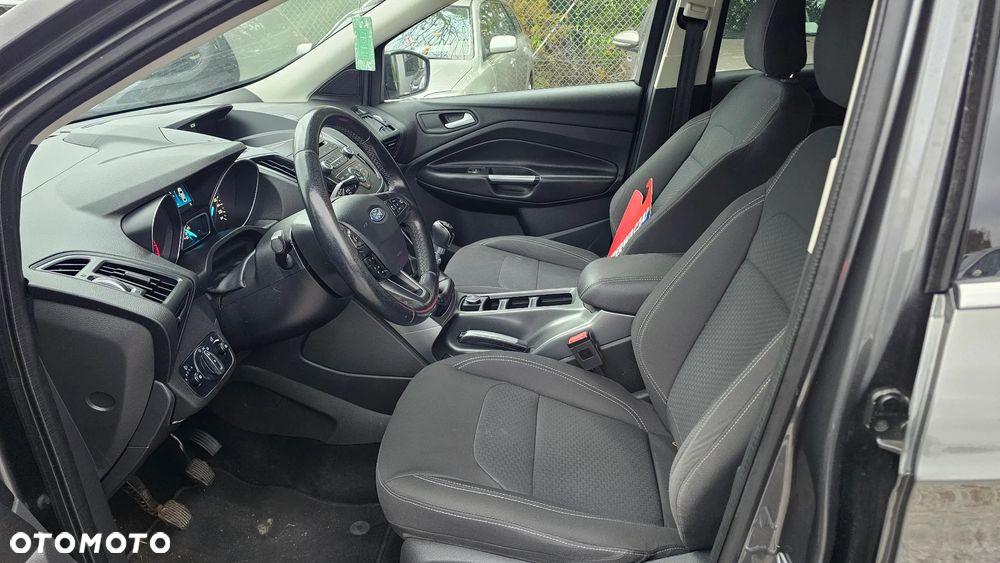 Ford Kuga 1.5 EcoBoost 2x4 SYNC - 14