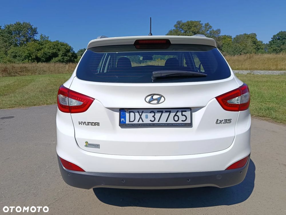 Hyundai ix35 1.6 2WD Fifa World Cup Edition - 4