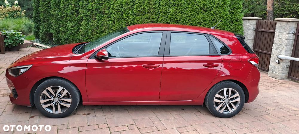 Hyundai i30 1.4 Classic + - 6