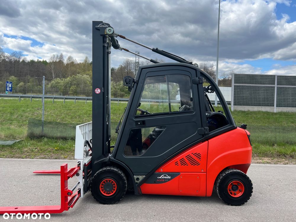 Linde H25T-02 TRIPLEX 6450 MM - 6