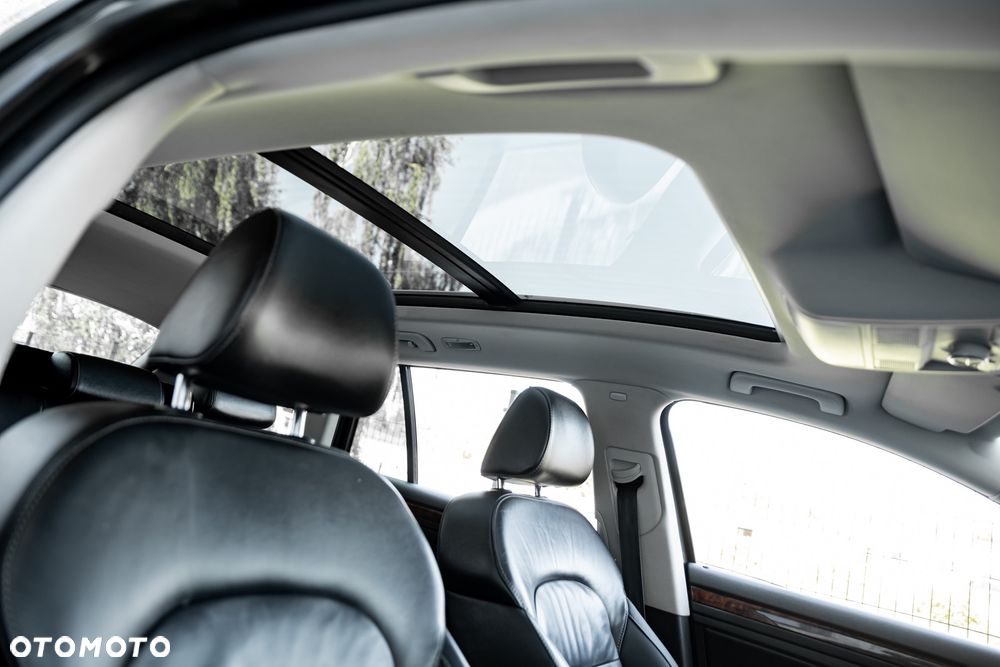 Skoda Superb 2.0 TDI Comfort DSG - 27