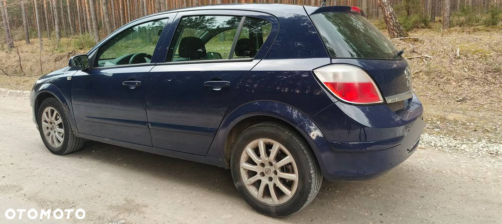 Opel Astra III 1.6 Enjoy - 12