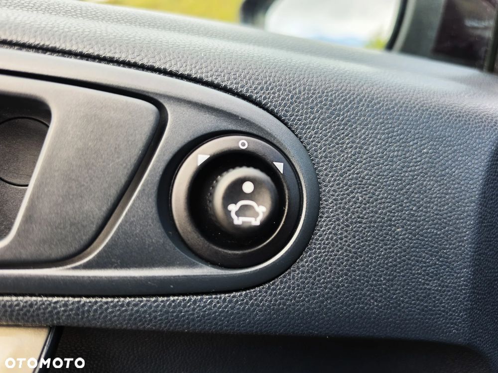Ford Fiesta 1.25 Ambiente - 23