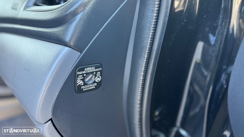 Mitsubishi L-200 Fiat Fullback 2.4 TD C/ 3 Lugares - 30