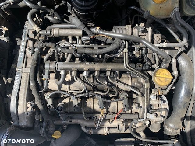 Silnik 1.9 Cdti 150km Kompletny Vectra C - 2