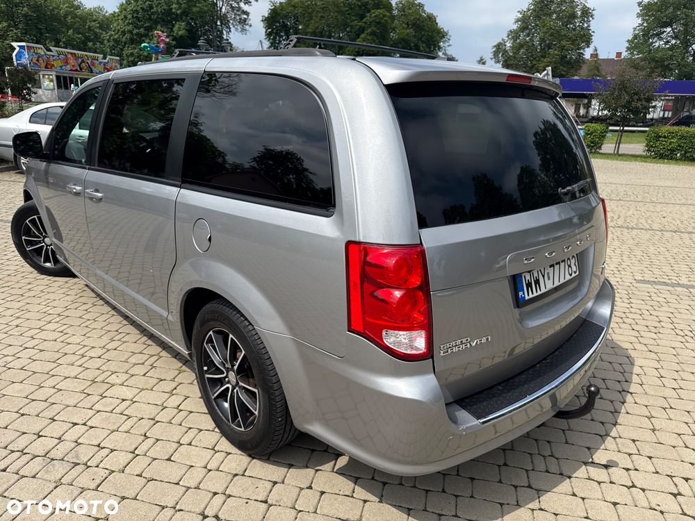 Dodge Grand Caravan 3.6 Express - 6