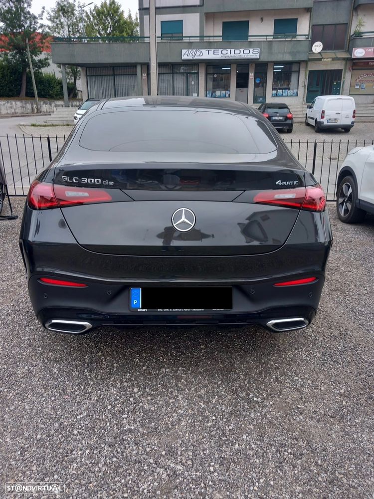 Mercedes-Benz GLC 300 de Coupe 4Matic - 5