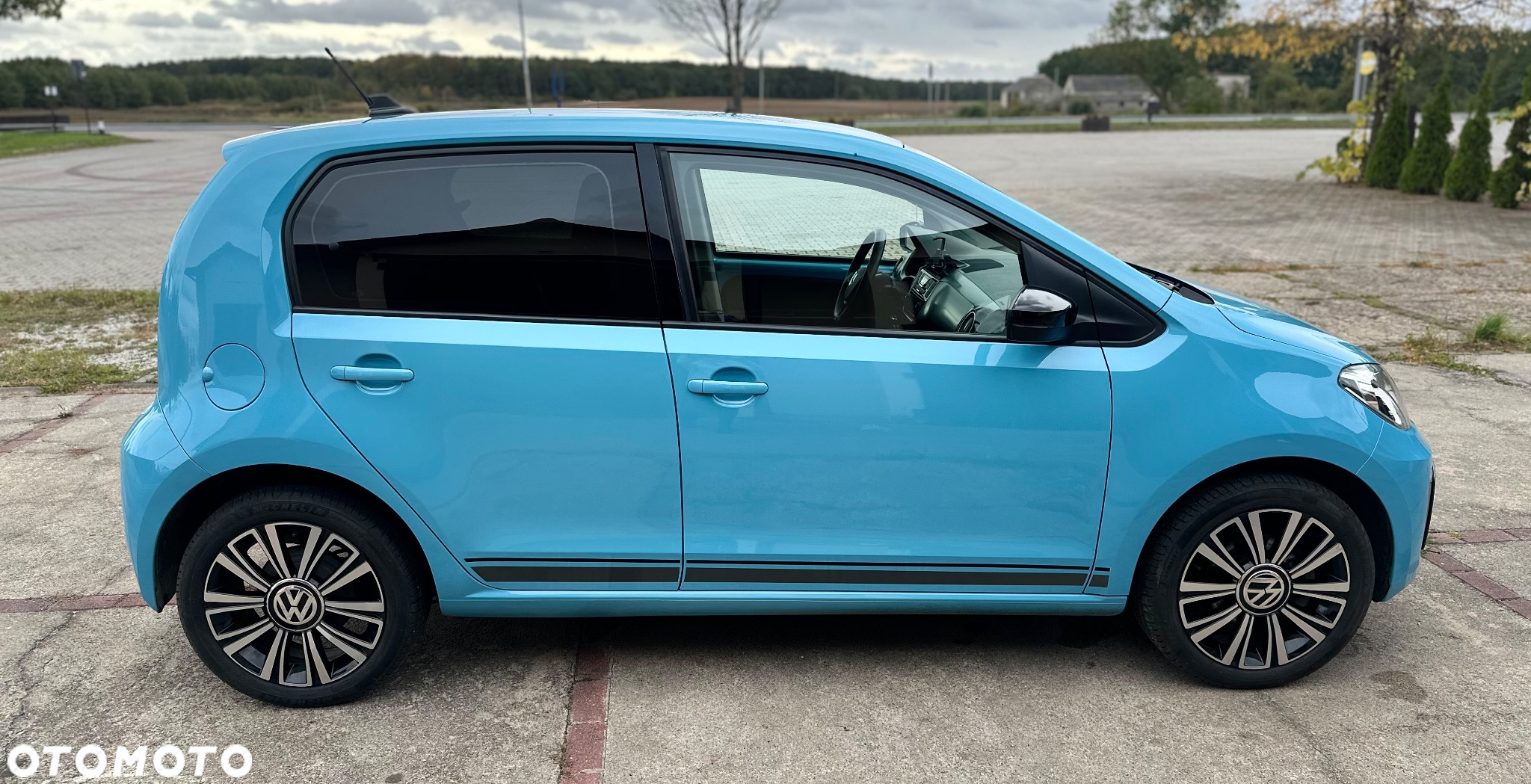 Volkswagen up! e-up Style - 11