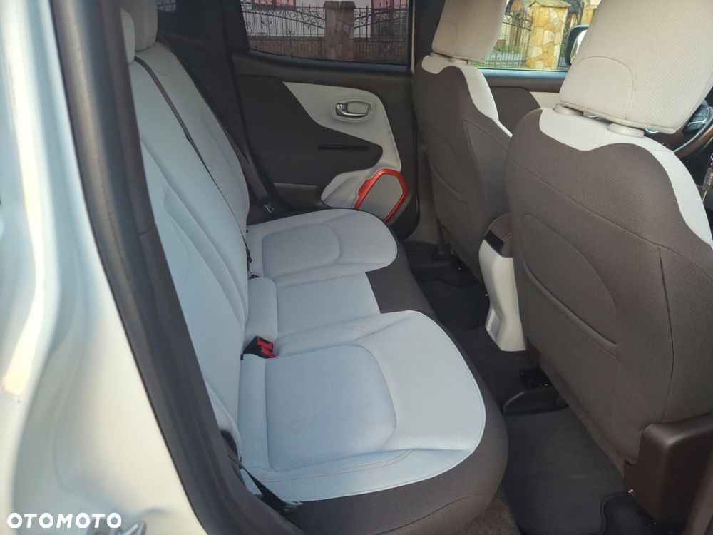 Jeep Renegade 1.4 MultiAir DSG Business Line - 18