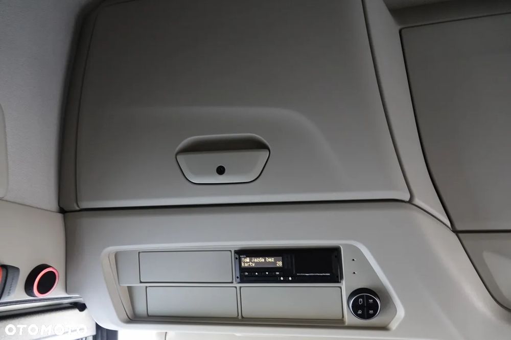 Iveco S-WAY / 530 / RETARDER / KLIMA POSTOJOWA / - 31