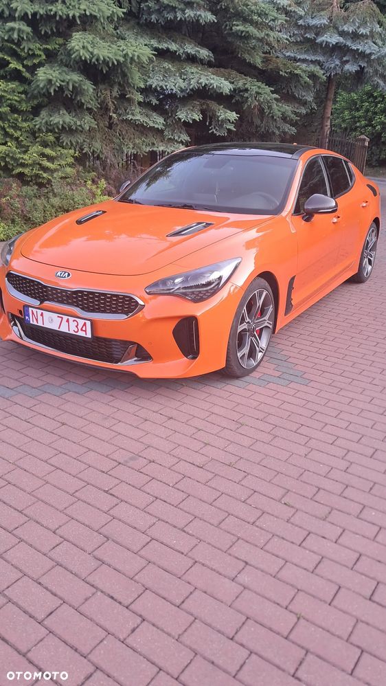 Kia Stinger - 13