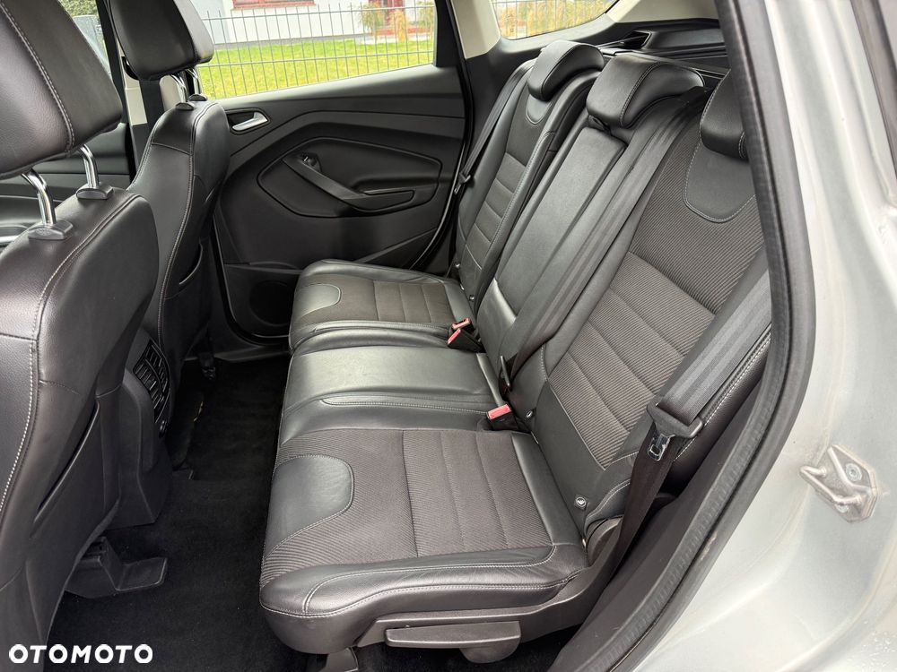 Ford Kuga 2.0 TDCi 2x4 Champions Edition - 16