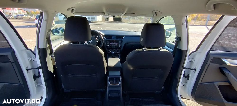 Skoda Octavia 1.2 TSI Elegance - 11