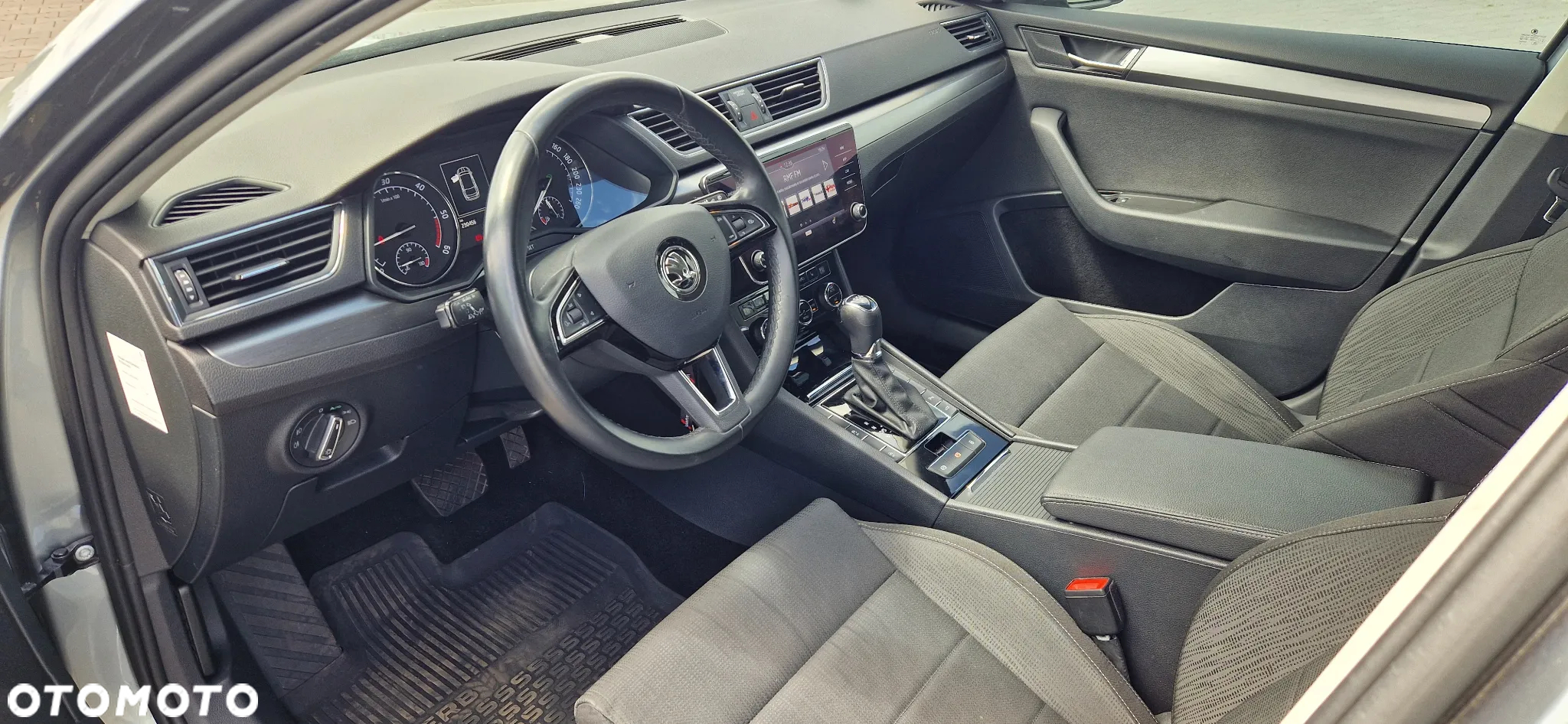 Skoda Superb 2.0 TDI Ambition DSG - 7
