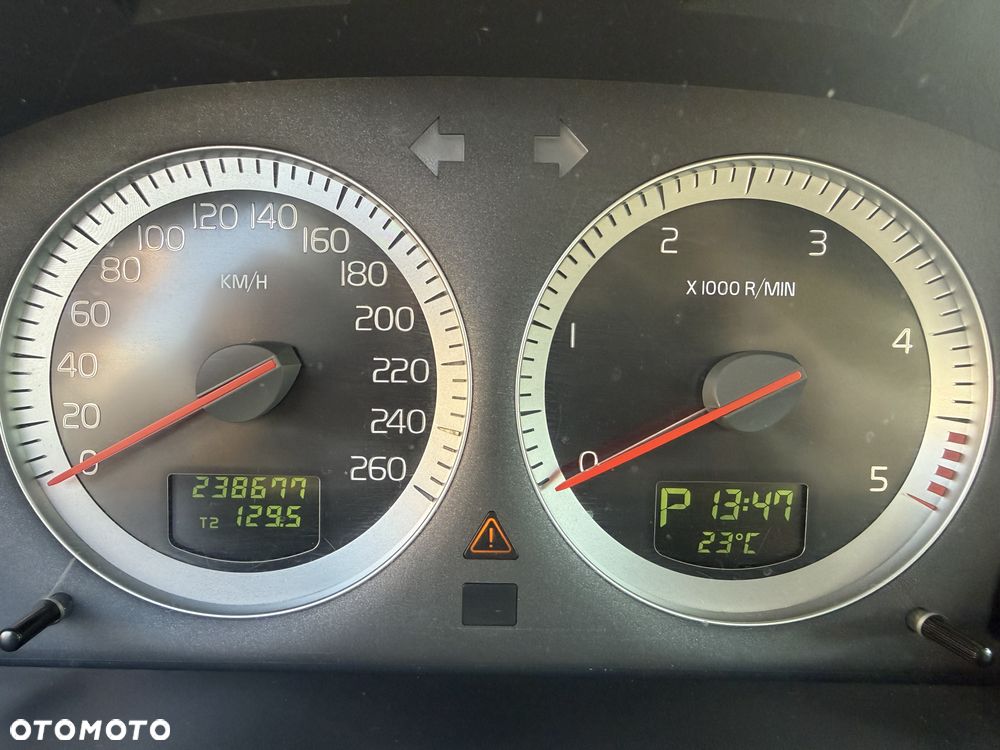 Volvo XC 90 D3 FWD Summum - 11